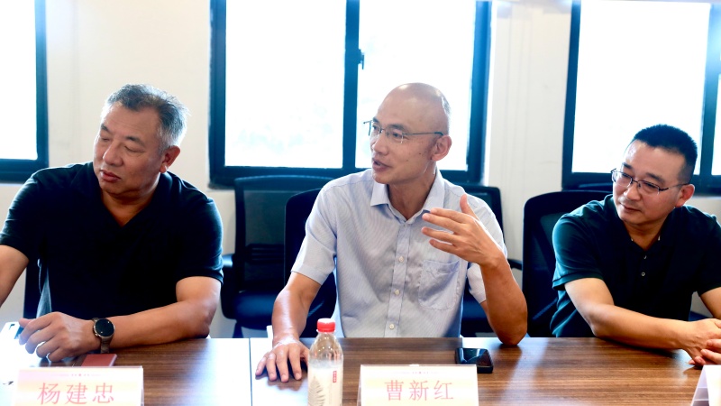 深耕绿色新能源 携手共拓新赛道——镇江泰州商会走访苏电城交电力发展(江苏)有限公司(图19) 1-260HG15UE04.jpg